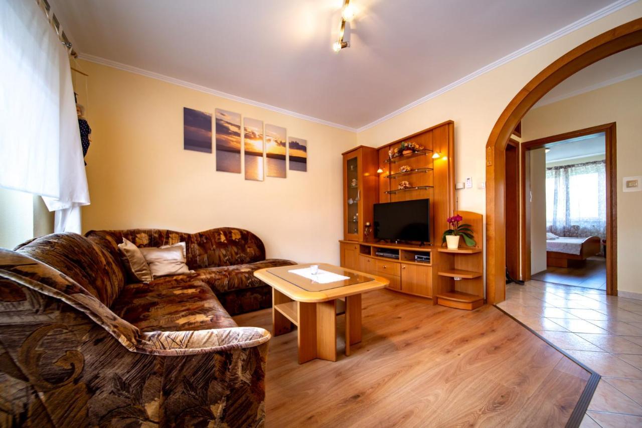 Kastell Apartments Lopar Ngoại thất bức ảnh