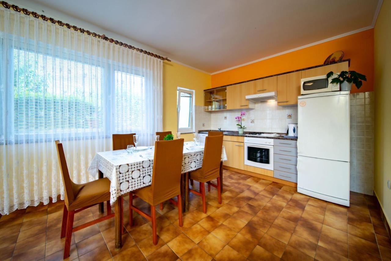 Kastell Apartments Lopar Ngoại thất bức ảnh